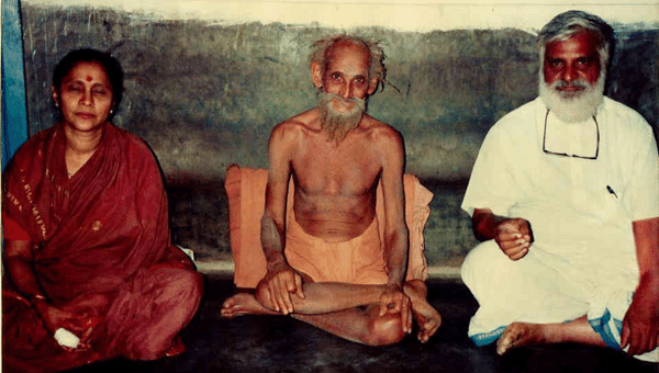 Guru, tantra, sri vidya, Amritananda, Amma